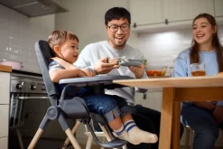 Sale Ava højstol - Beyond Grey Børn Højstole Med Tilbehør