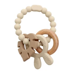 Biderangle i silikone med blad, kaninøre og træ vedhæng. Beige Bideringe & Rangler