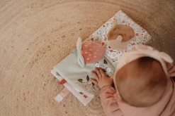 Hot Blød Aktivitetsbog Fairy Garden Røre- & Følebøger