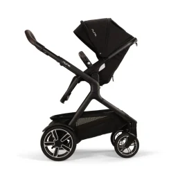 Discount Demi Next - Caviar (2024) Klapvogne Med Ergonomiske Sæder