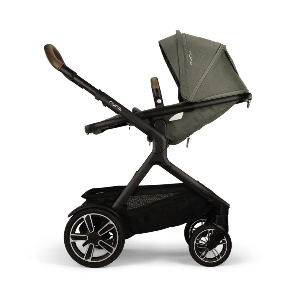 Online Demi Next - Pine (2024) Klapvogne Med Ergonomiske Sæder