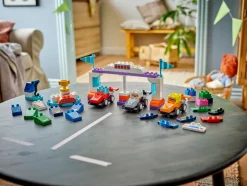 Discount F1-teams med racerbiler og kørere 10445 Lego