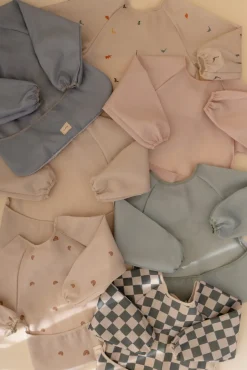 Hot Langærmet Spisesmæk - Blush Hagesmække