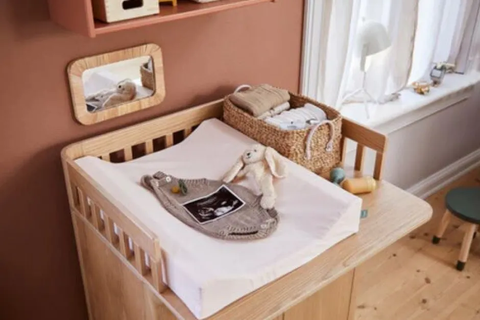 Discount Nova tremmeseng med puslebord - eg Børn Pusleborde|Tremmesenge