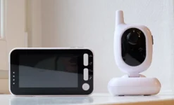 V8 babyalarm - video - genopladeligt batteri Babyalarmer