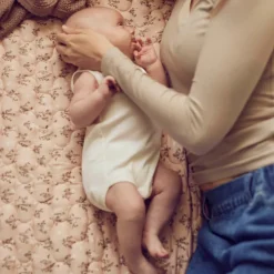 Sale Quiltet tæppe, 90x90 cm - Flora Børn Tæpper