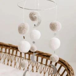 Clearance Uro pom pom, beige Børn Uroer